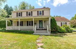 10 Circle Drive, Middletown, RI 02842