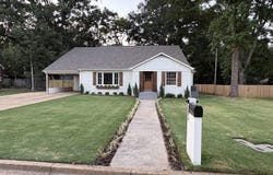 206 Bowden Street, Senatobia, MS 38668