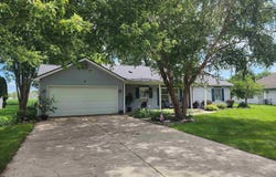 385 Westwind Court, Berne, IN 46711