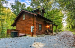 3504 Hunter Hills Way, Sevierville, TN 37876