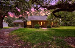 16100 Bayou Cocoa Point, Kiln, MS 39556