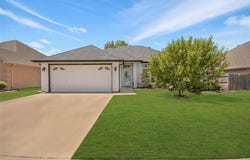 7429 Amber Drive, Watauga, TX 76148