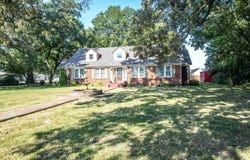 13185 MAIN St, Somerville, TN 38068