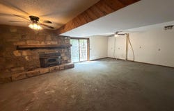 180 NORTHWOODS Dr, Guin, AL 35563