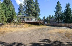 19539 River Woods Drive, Bend, OR 97702