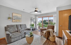 4305 Autumn Ridge Road, Cedar Falls, IA 50613