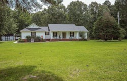 154 County Rd 736, Sheridan, AR 72150