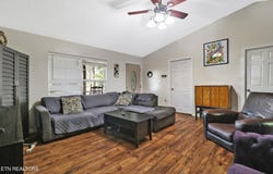 1414 Pilgrim Drive, Grimsley, TN 38565