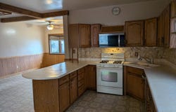 3738 E Plankinton Ave, Cudahy, WI 53110