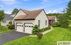 181 Concordia Circle, Monroe, NJ 08831
