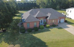 10 Anchors Way, Winfield, WV 25213