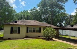 3409 Moore Dr, Texarkana, TX 75501