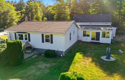 150 Wallace Road, Bedford, NH 03110