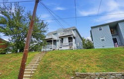 5207 Montgomery Road, Cincinnati, OH 45212