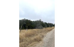 1029 Fairview Rd, Rocksprings, TX 78880
