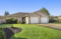 209 SE Stone -211 Ln, Dallas, OR 97338