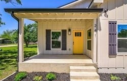 241 S Cotrell St, Bartlett, TX 76511