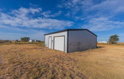 302 S Tallmadge Avenue, Happy, TX 79042