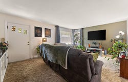 7985 White Oak Lane, Hammond, IN 46324