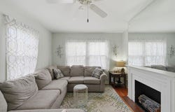 922 S Rutan Ave, Wichita, KS 67218-2397