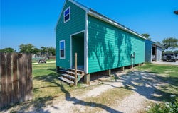 710 E First, Rockport, TX 78382
