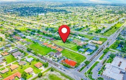 1216 SE 8th Place, Cape Coral, FL 33990