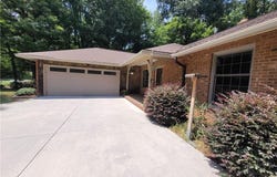 5 Windsor Circle, Thomasville, NC 27360