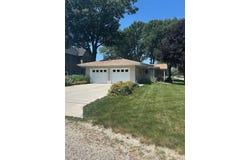 151 W Maple, Hartley, IA 51346