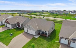 1836 Fields Drive, Carver, MN 55315