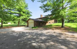2717 Fishbeck Road, Howell, MI 48843