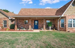 350 Huntington, Guthrie, OK 73044