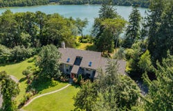 32 Reid Lane, Marstons Mills, MA 02648