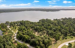 3168 Shadow Pine Drive, Larue, TX 75770