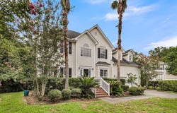 2905 Leatherleaf Court, Mount Pleasant, SC 29466