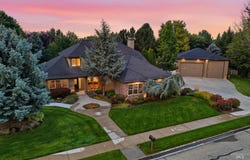1877 E Woodvalley St, Eagle, ID 83616