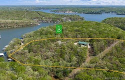 87 Perkins Road, Sunrise Beach, MO 65079