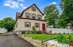 11 Alps Rd, Wayne Twp., NJ 07470-6022
