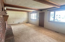409 2nd St, East Bethlehem, PA 15368
