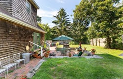 19 Washington Avenue E, Hampton Bays, NY 11946