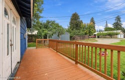 660 Maple Ave, Priest River, ID 83856