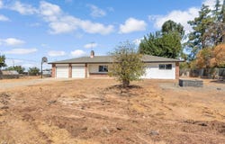 18807 Smithwood Drive, Madera, CA 93638