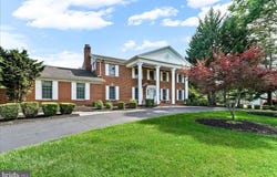83 CARAVEL Drive, BEAR, DE 19701