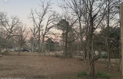 1000 Horse Shoe Circle, Byram, MS 39272