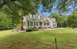 1054 Rock Haven Road, Goode, VA 24556