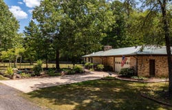 564 Green Tree Road, Clinton, AR 72031-0000