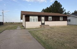 2036 Metro Ln, Hays, KS 67601