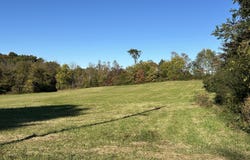 Deerfoot Lane, Greeneville, TN 37743