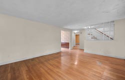 21 Wells Park Rd, Sturbridge, MA 01566