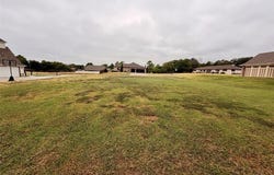 1917 Carleton Lane, Shawnee, OK 74804
