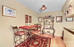 1634 Hollow Drive, Charlotte, NC 28212